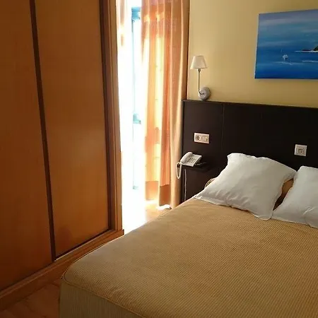 Habitat Cm Pensionat Muxia